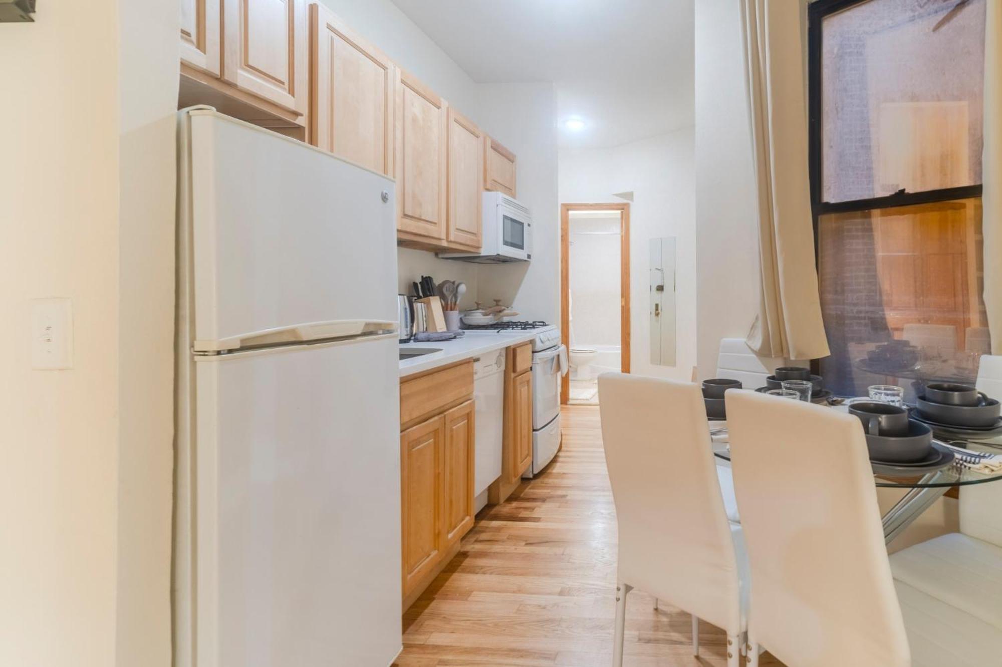 Apartment Near Time Square In City, Columbus Circle And Health Kitchen