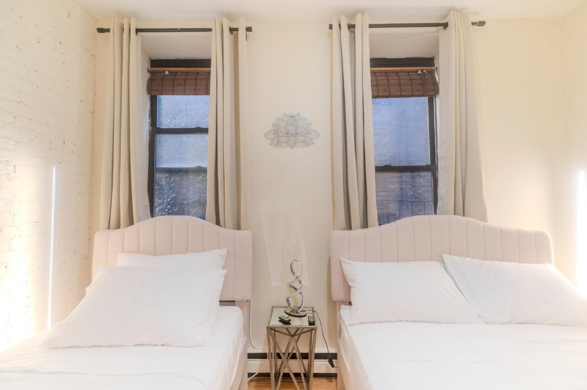 Near Time Square In City, Columbus Circle And Health Kitchen * New York